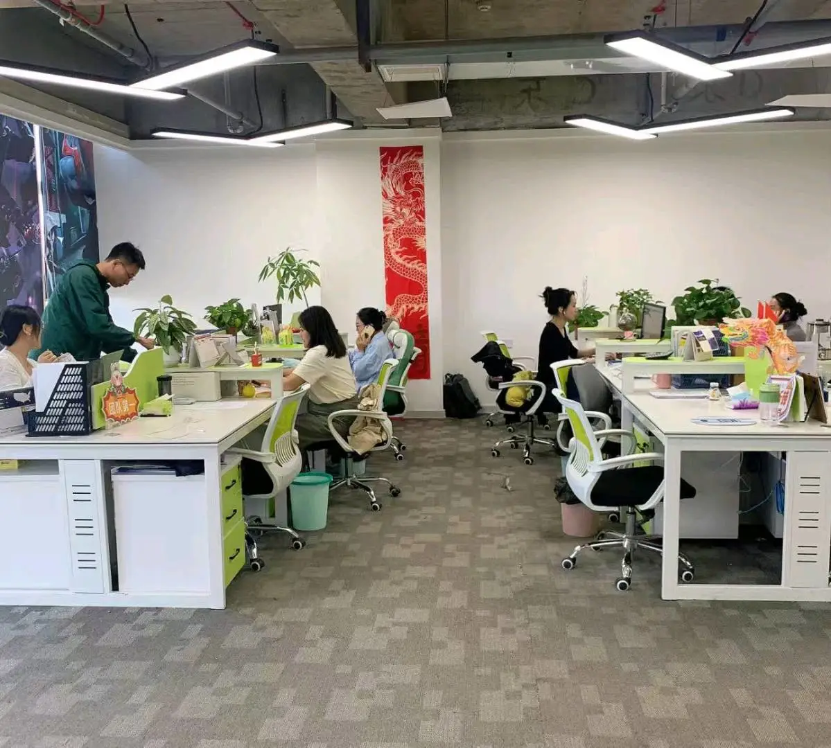 陈女士其他供需高德虚拟定位项目,无需资金投入,提供虚拟定位发布任务即可,当天盈利