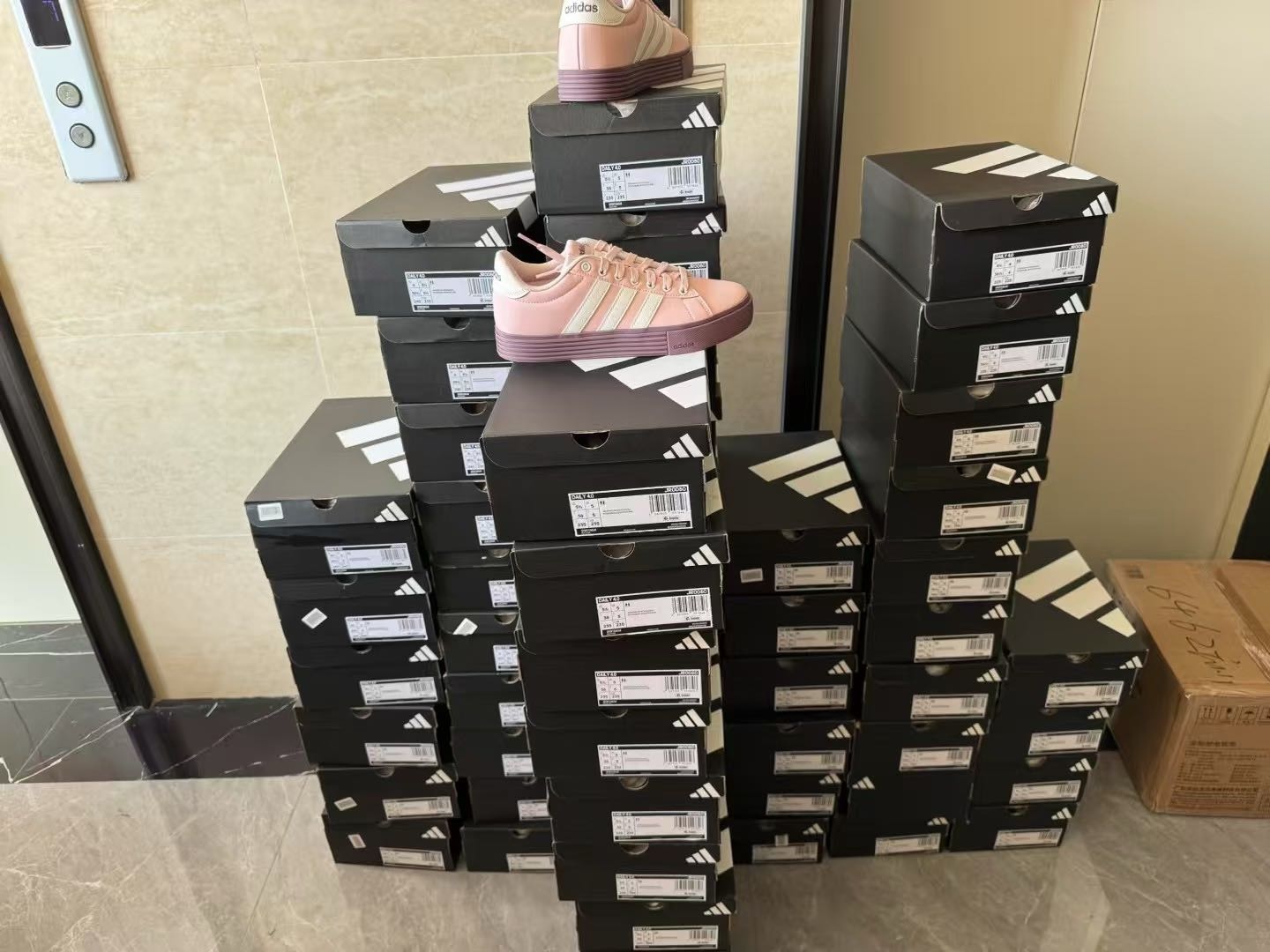 陈先生搬砖 得物卖货 一手货源