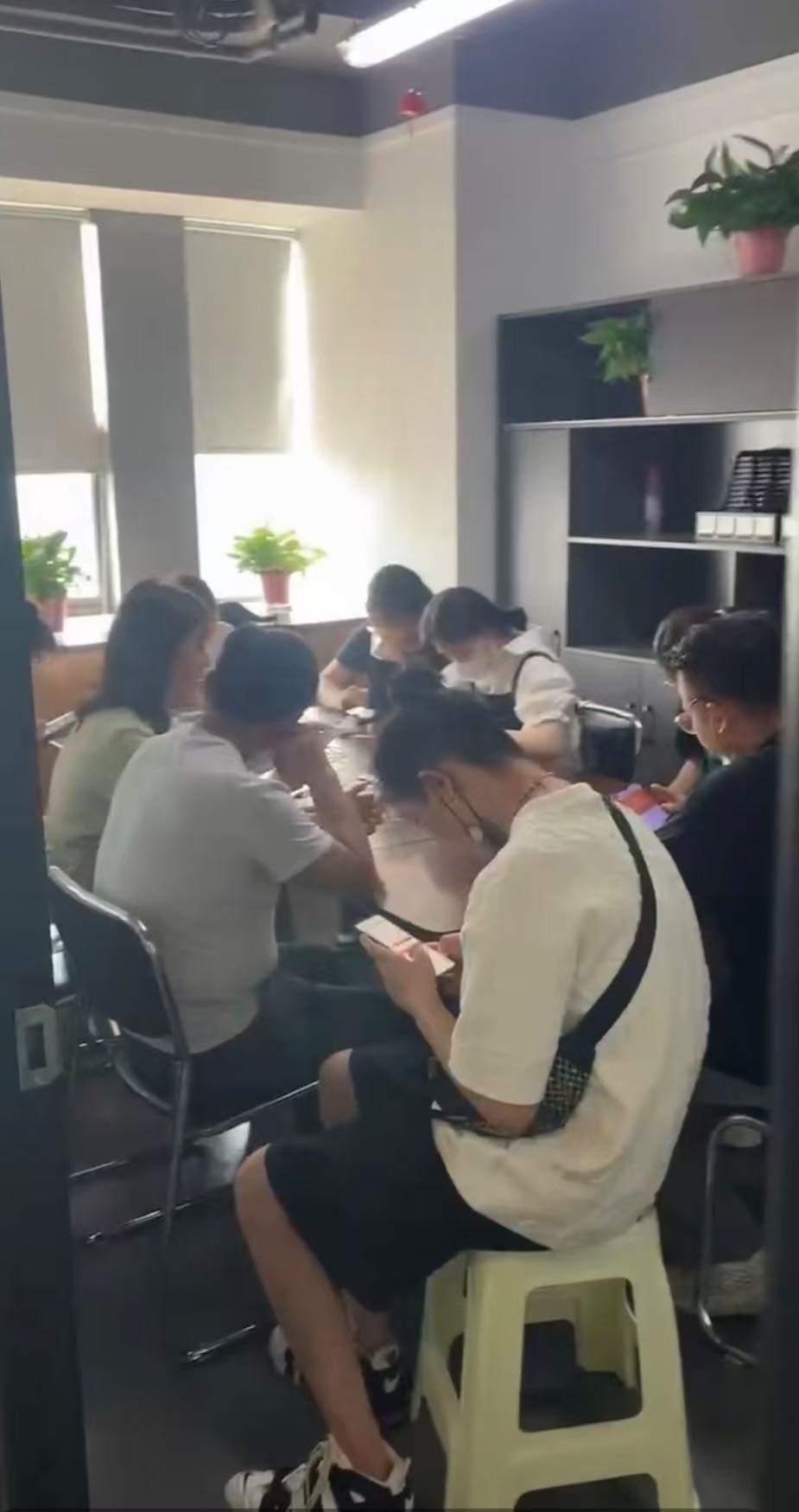 刘先生App拉新八年源头渠道商，全网随便对比，可上门，0加盟，总部共担房租