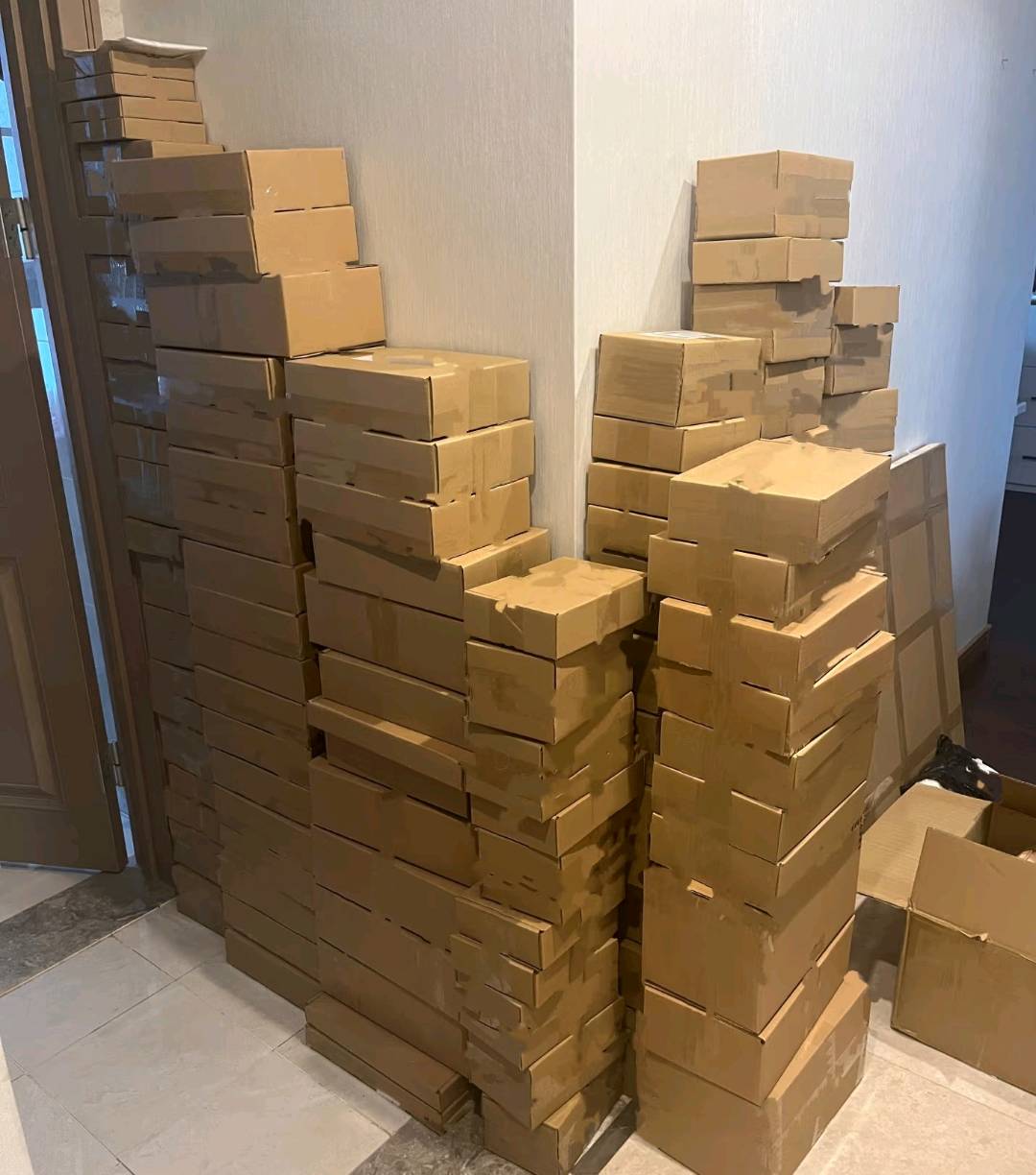 李女士找合伙人闲鱼电商合伙人招募：一手渠道+全程陪跑，单店月入*诚信为本，包落地