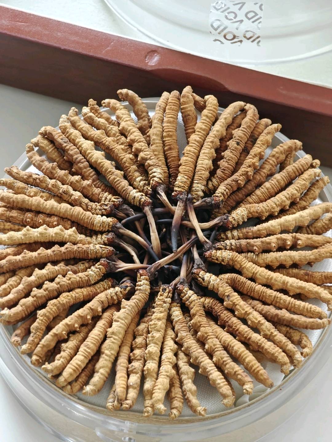 王俊伟太原忻州各种老酒名酒回收，冬虫夏草，安宫牛黄丸，片仔癀等