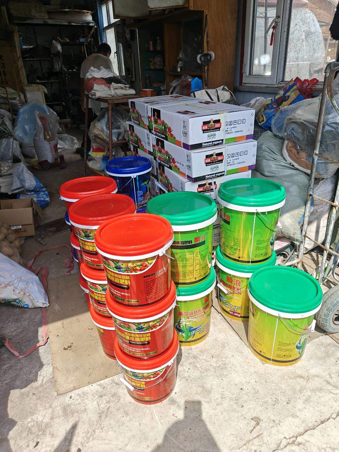 董超其他供需寻找销售渠道合伙人,提供水溶肥、涂料等产品,项目合作!