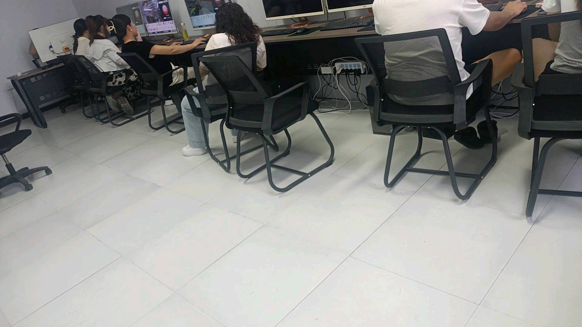 张先生其他供需视频审核员