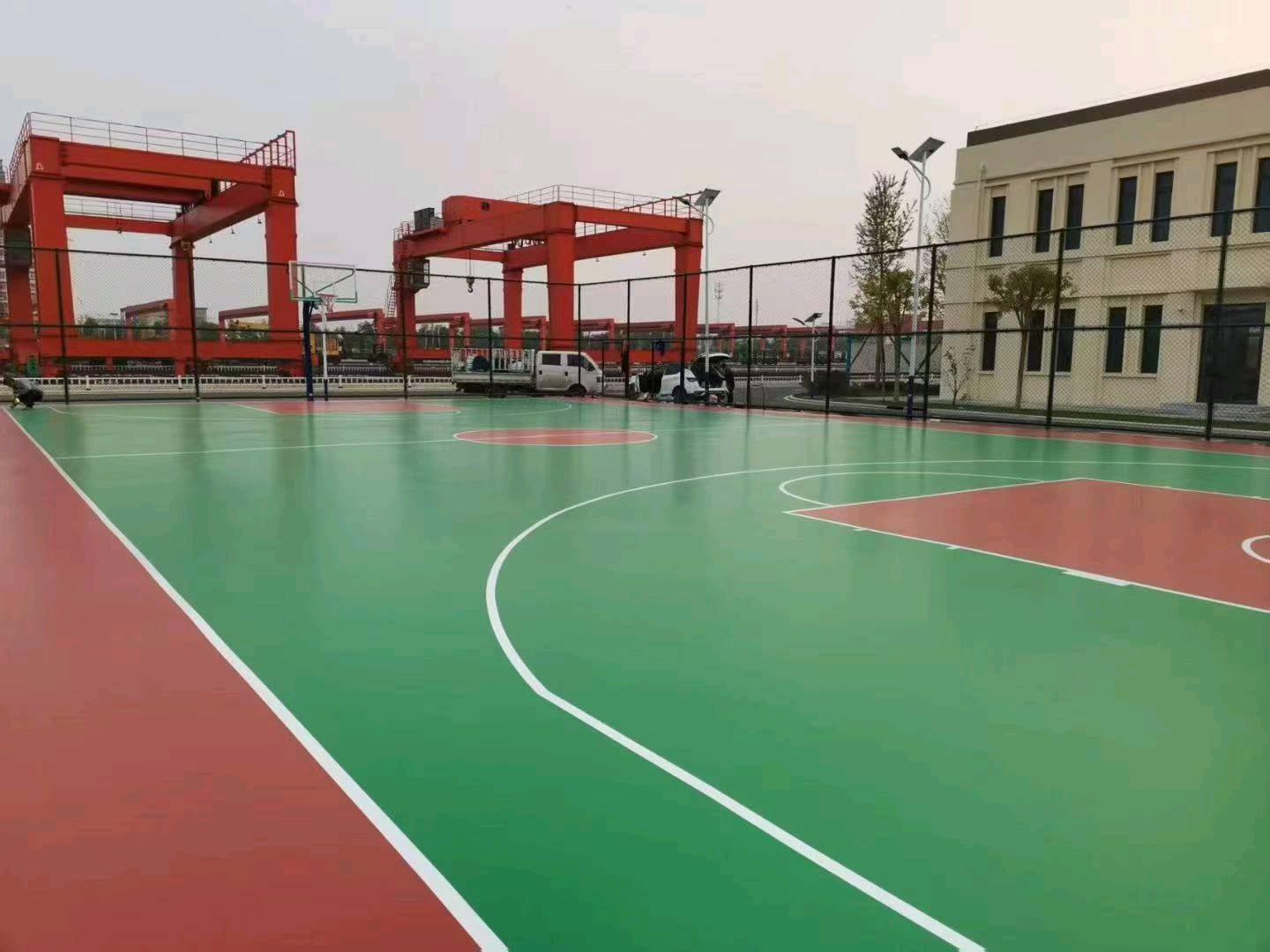 刘政皓专业承接塑胶跑道|硅PU球场|EPDM|人造草坪施工