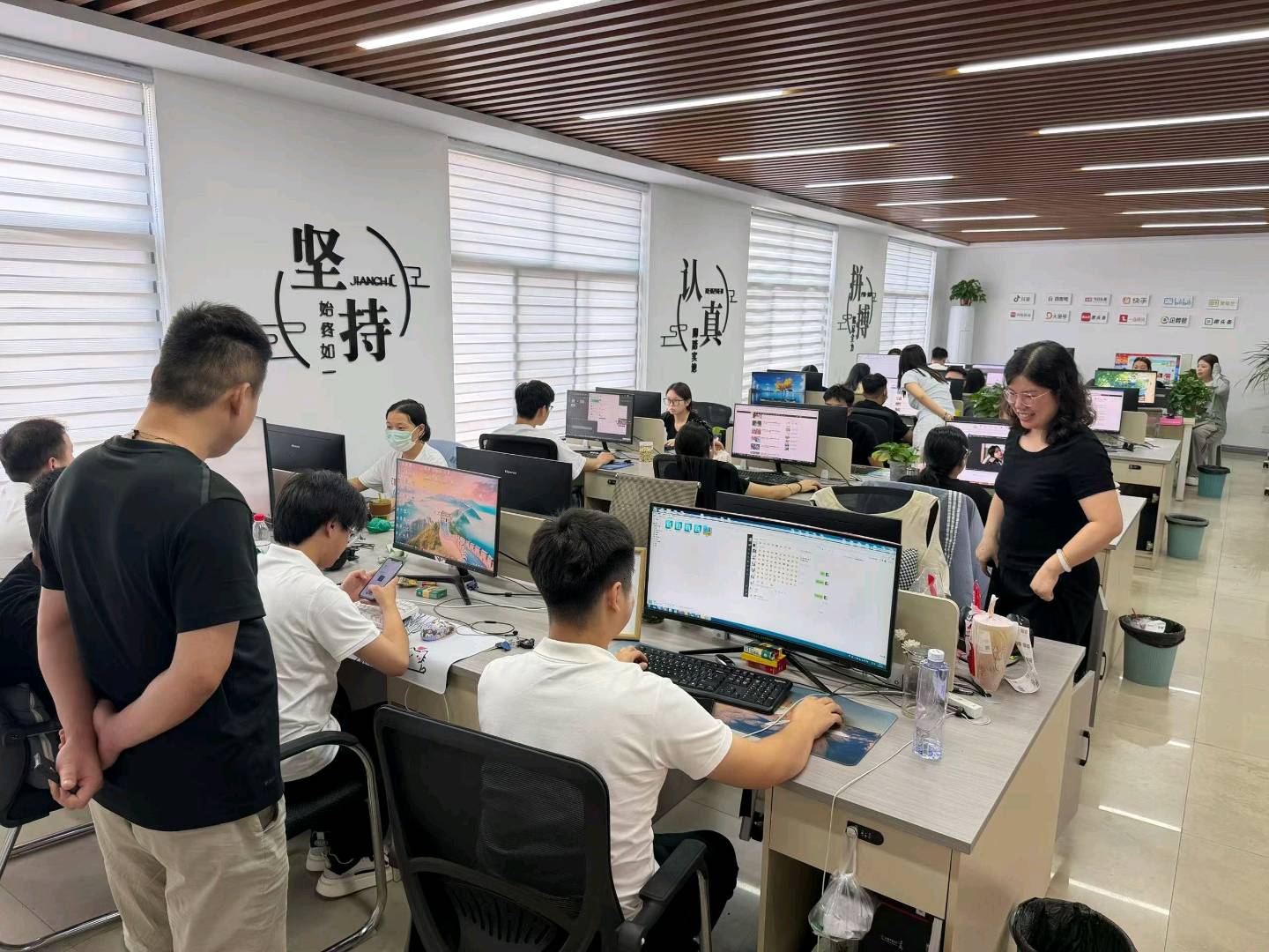 石祥艳原创优质真人数字人ai短视频