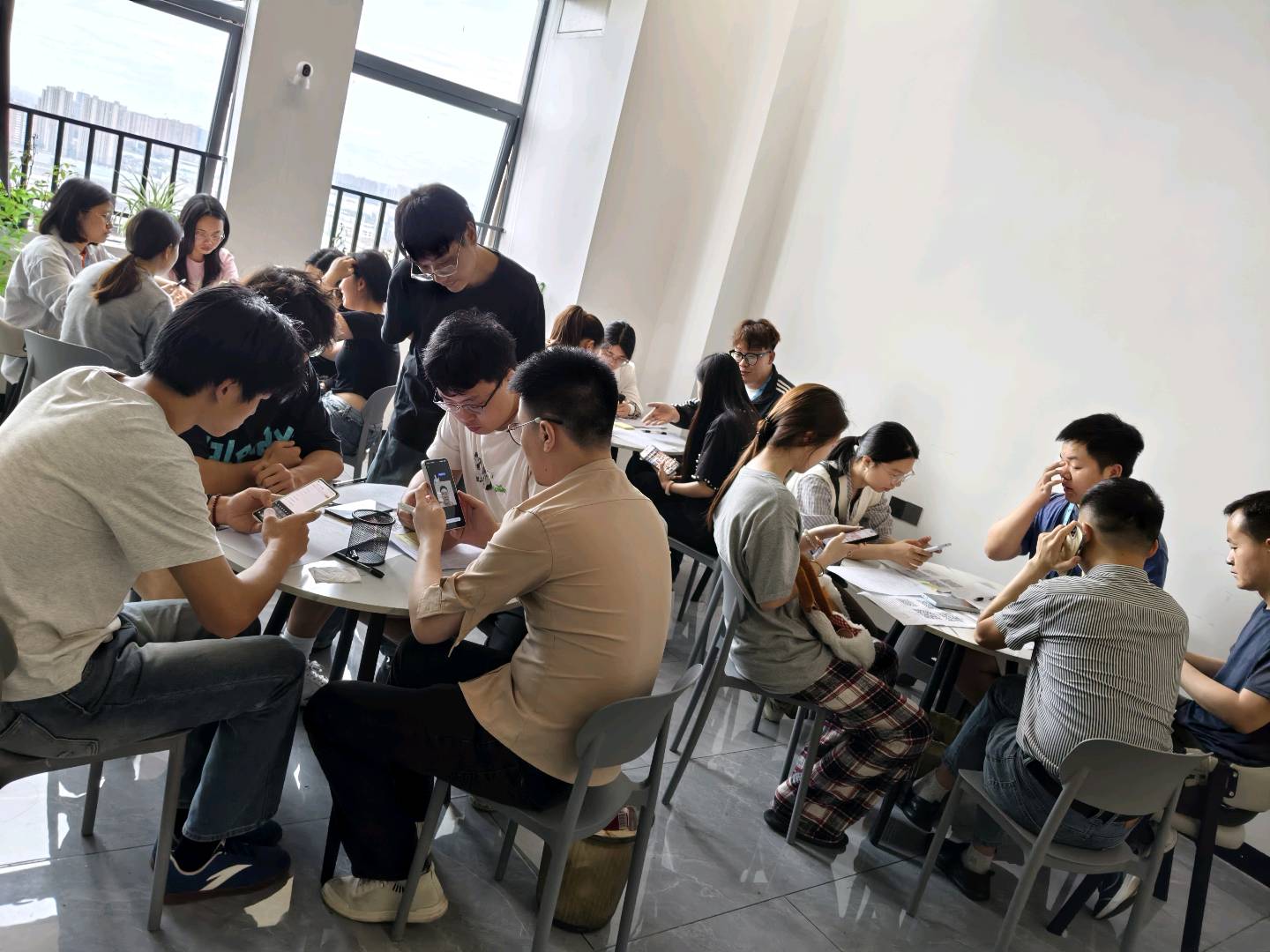 蔡先生找合伙人