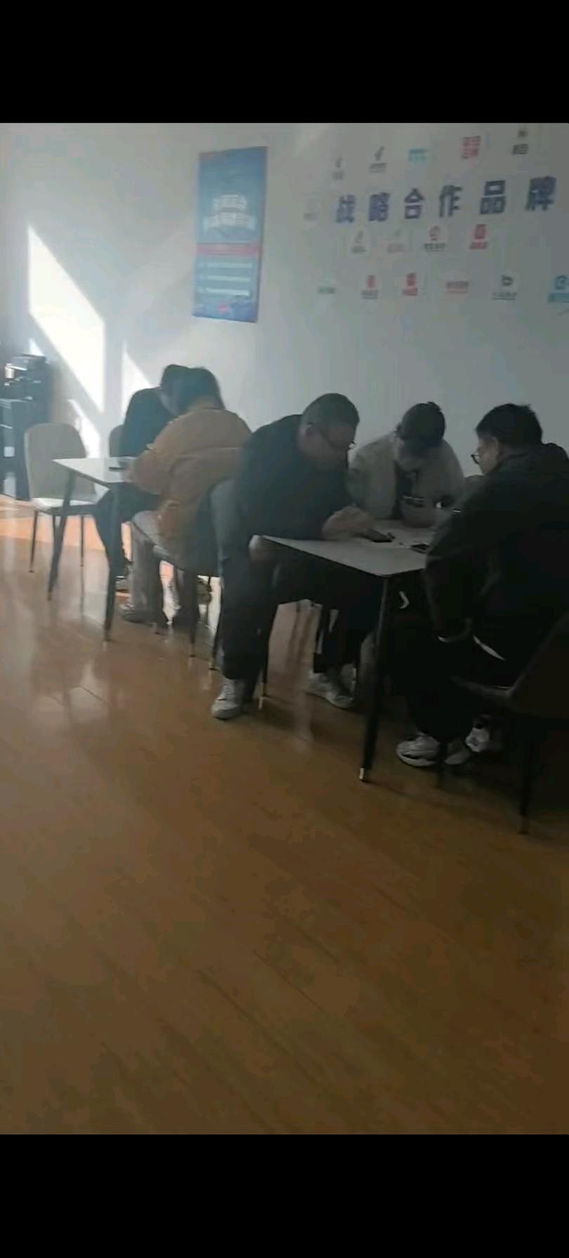 贺先生找合伙人APP拉新工作室全国招募合伙人，只收徒不加盟，渠道对接，全程陪跑