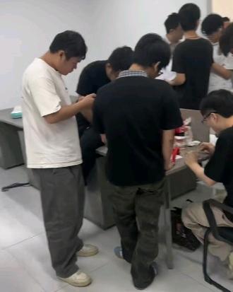 李嘉乐app拉新工作室一线工作室只收徒不加盟
