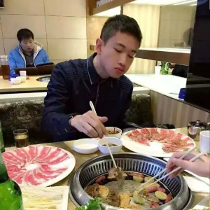 范先生