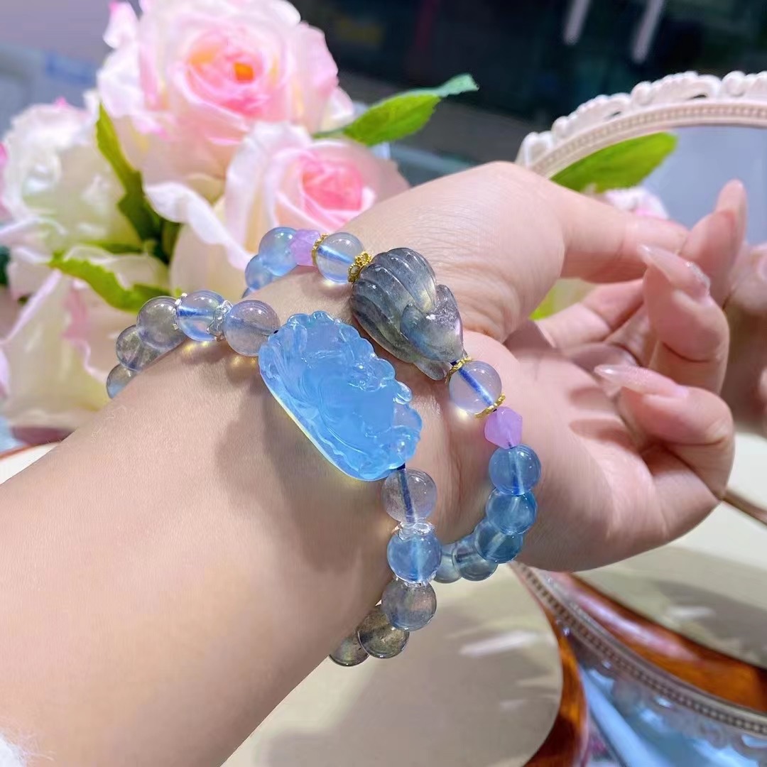 欧女士品牌货源过百种类珠宝水晶 免费招全国代理，一件代发！