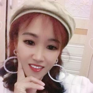 罗女士