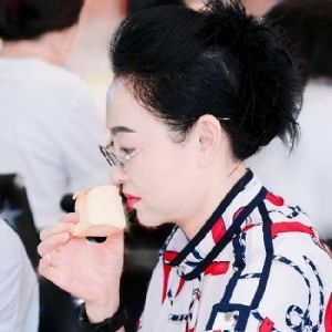 王耀