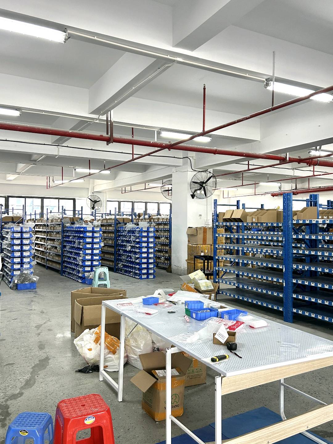 伍先生找合伙人我提供Shopee五金配件电商孵化,寻合伙人,工厂直营全链路扶持