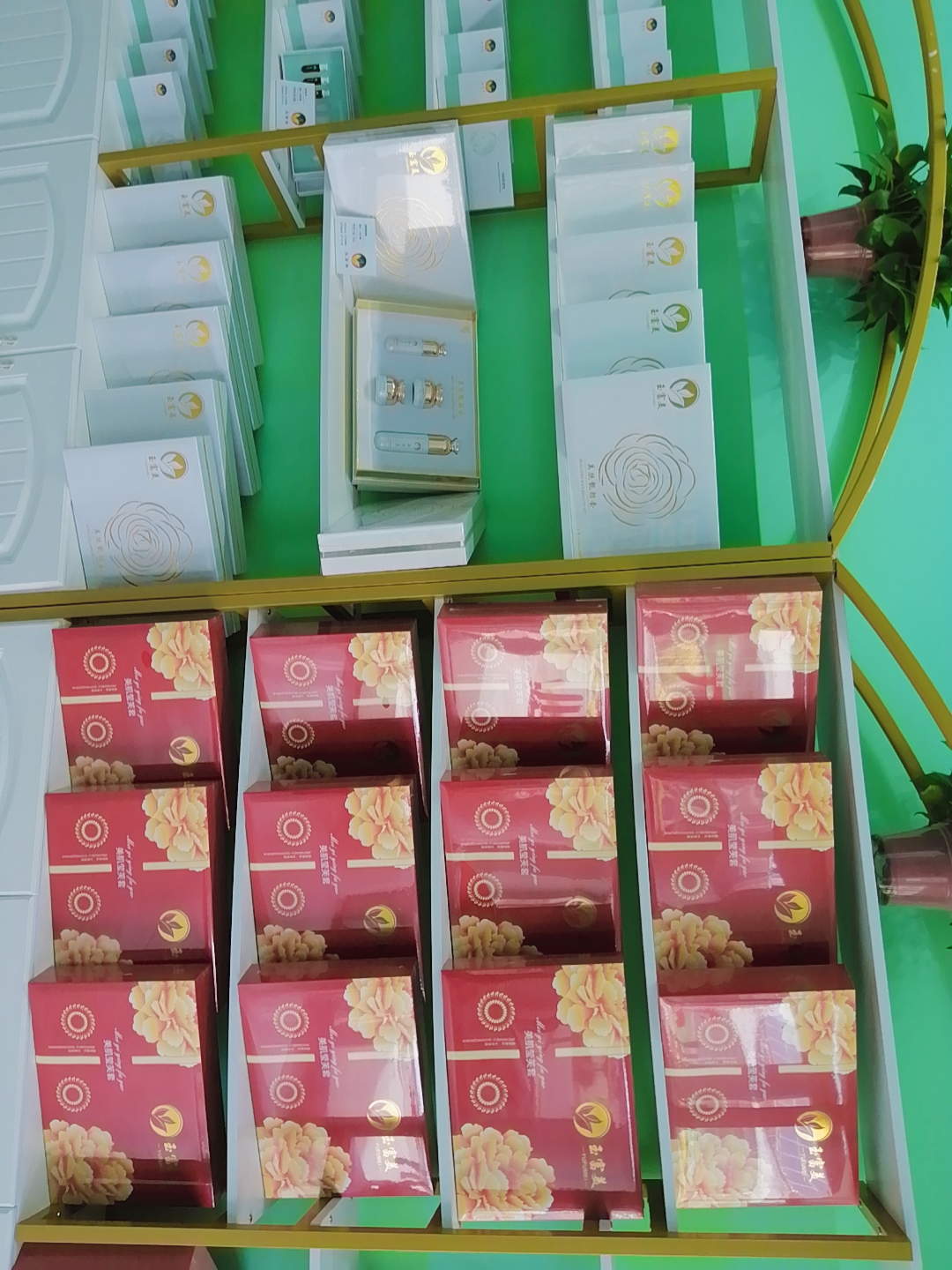 黄女士找合伙人寻合伙人,无需坐班,只需闲暇时转发,客户来报,我自奔忙