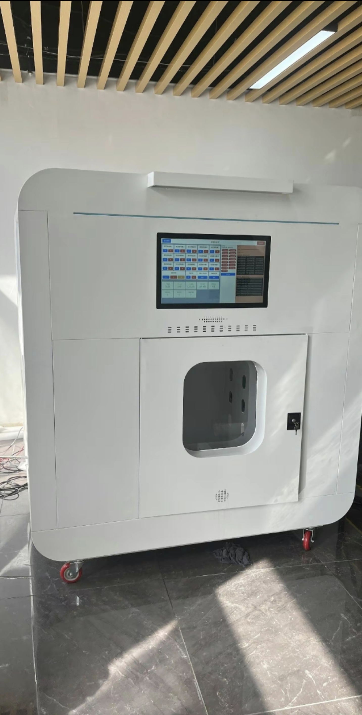 魏新宇品牌货源自助洗宠机源头厂家直销，机器定制，系统定制，机器贴牌，不需要+盟费