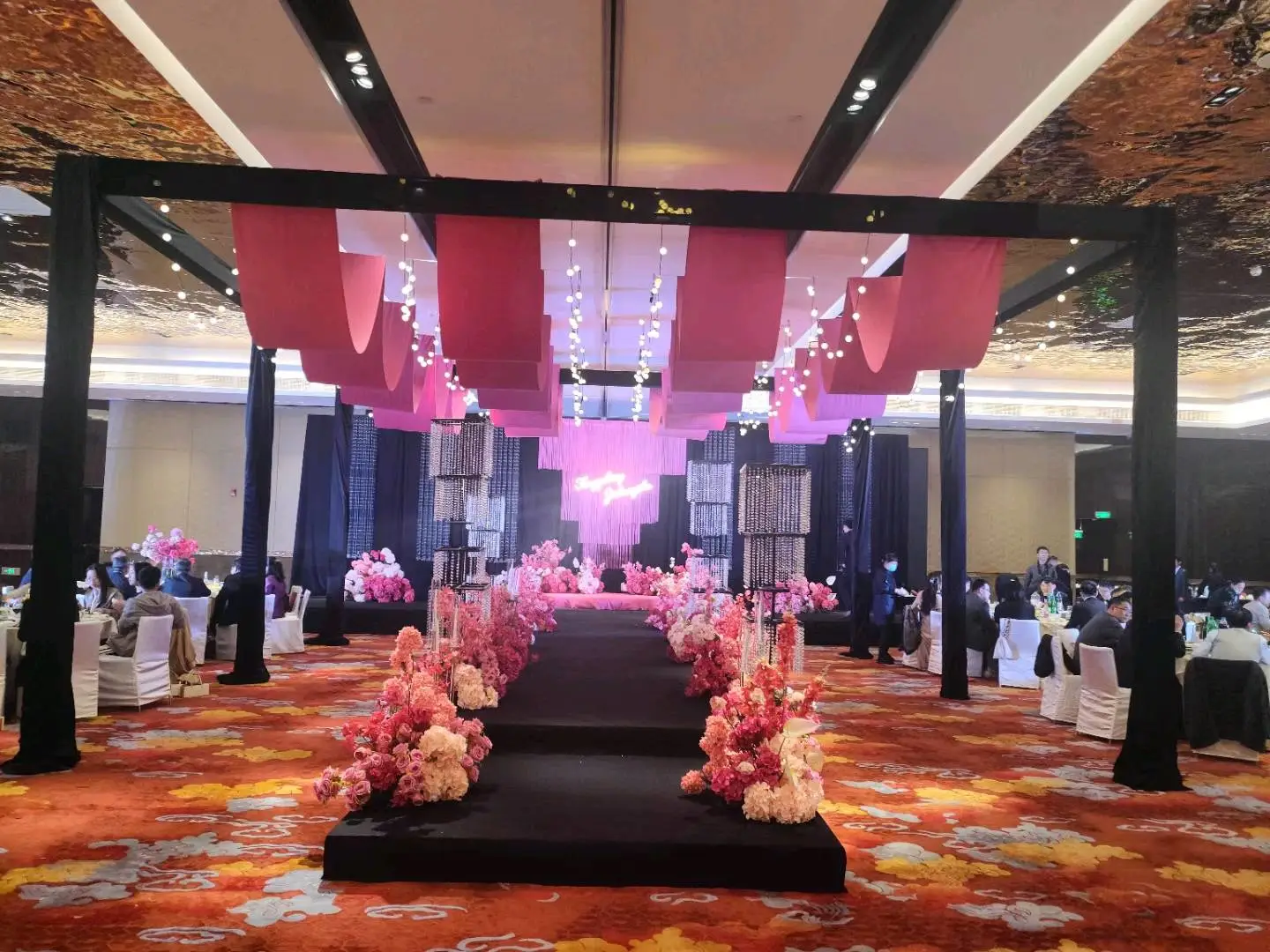 张先生乙方信息活动婚礼设备搭建供应商