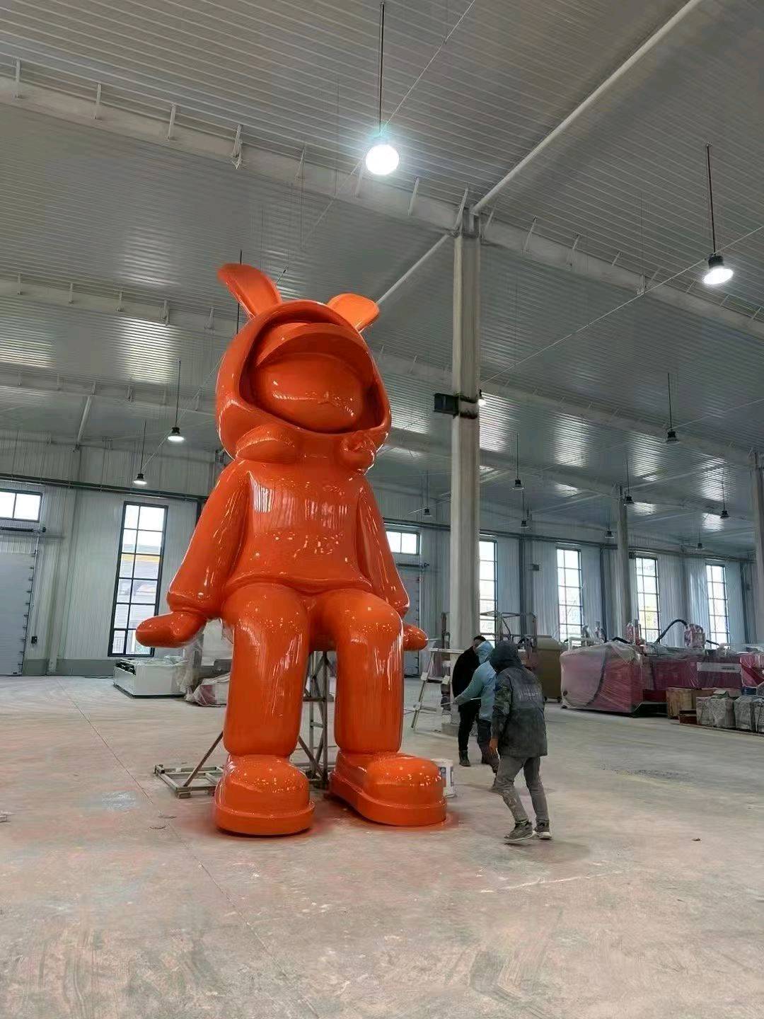 彭先生专业玻璃钢雕塑厂家，寻找全国各地有玻璃钢摆件需求的客源