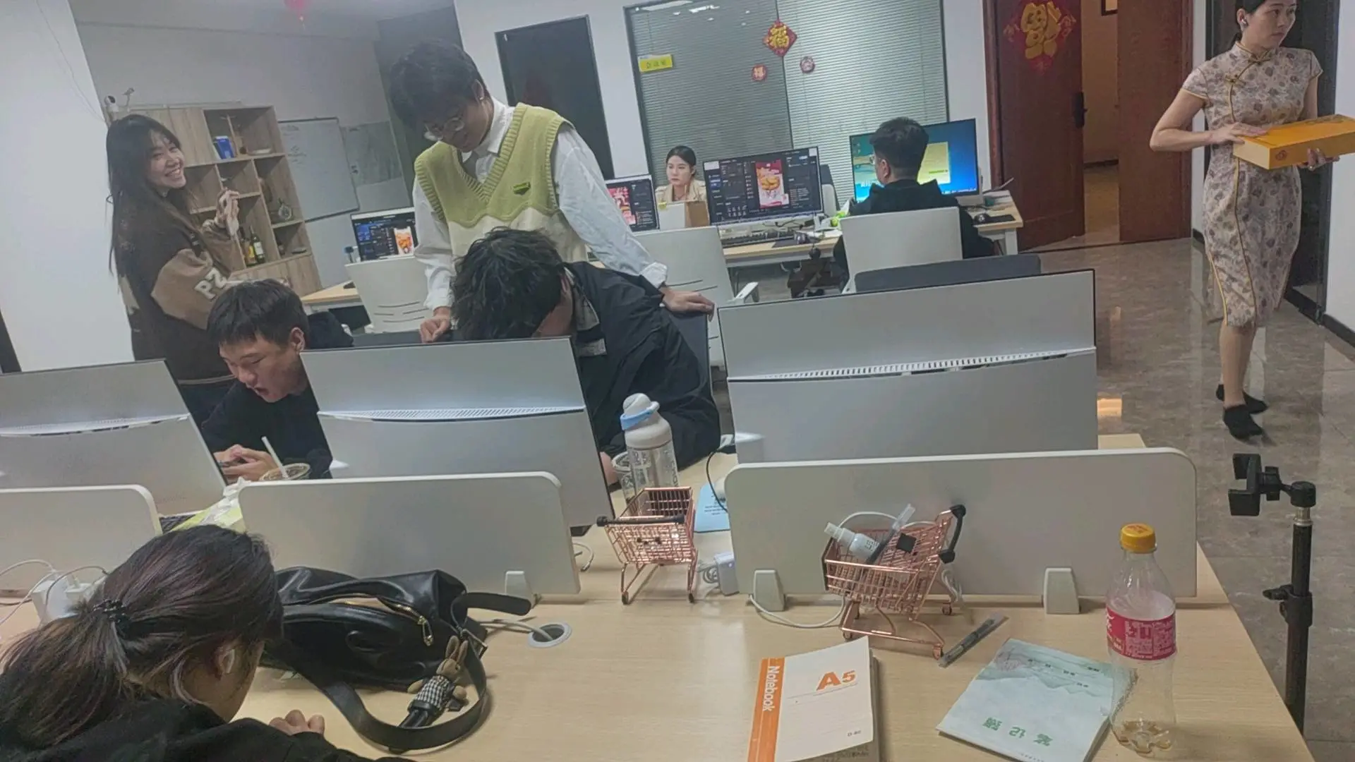 林先生快手免费带无人直播本地生活