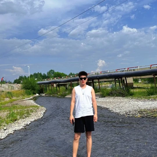 u客直谈实名认证马健