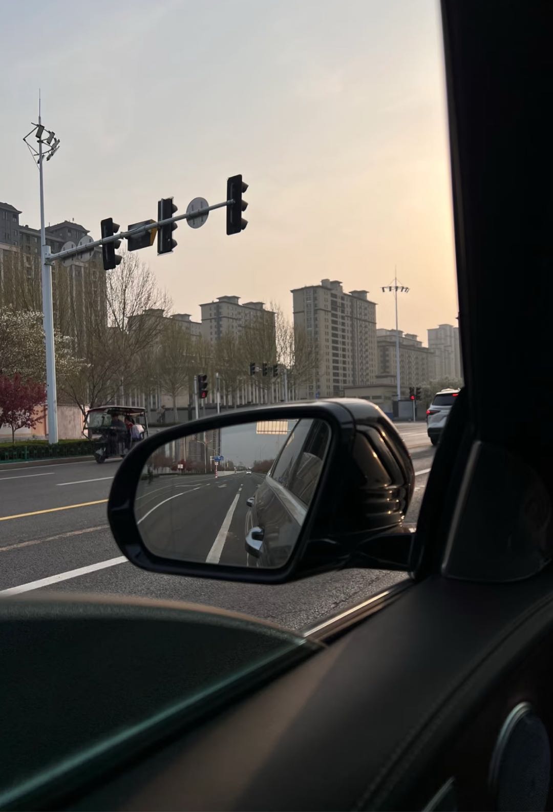 黄先生优质甲方