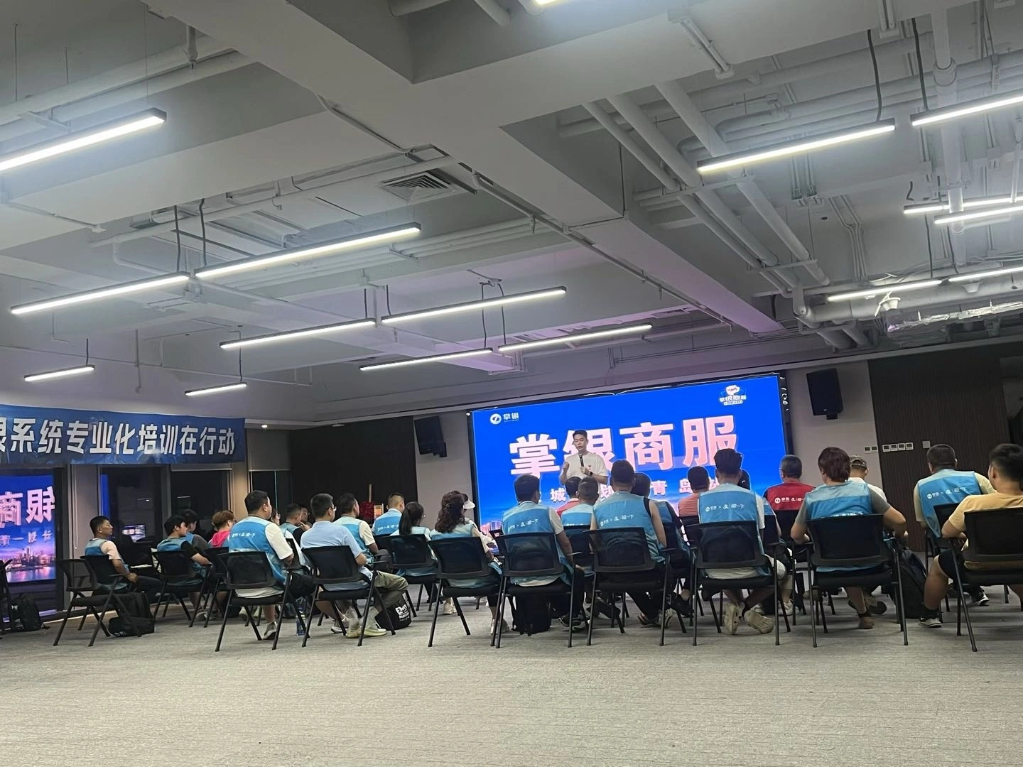 王云地推项目免费送支付宝碰一碰扫码设备,收款小音箱