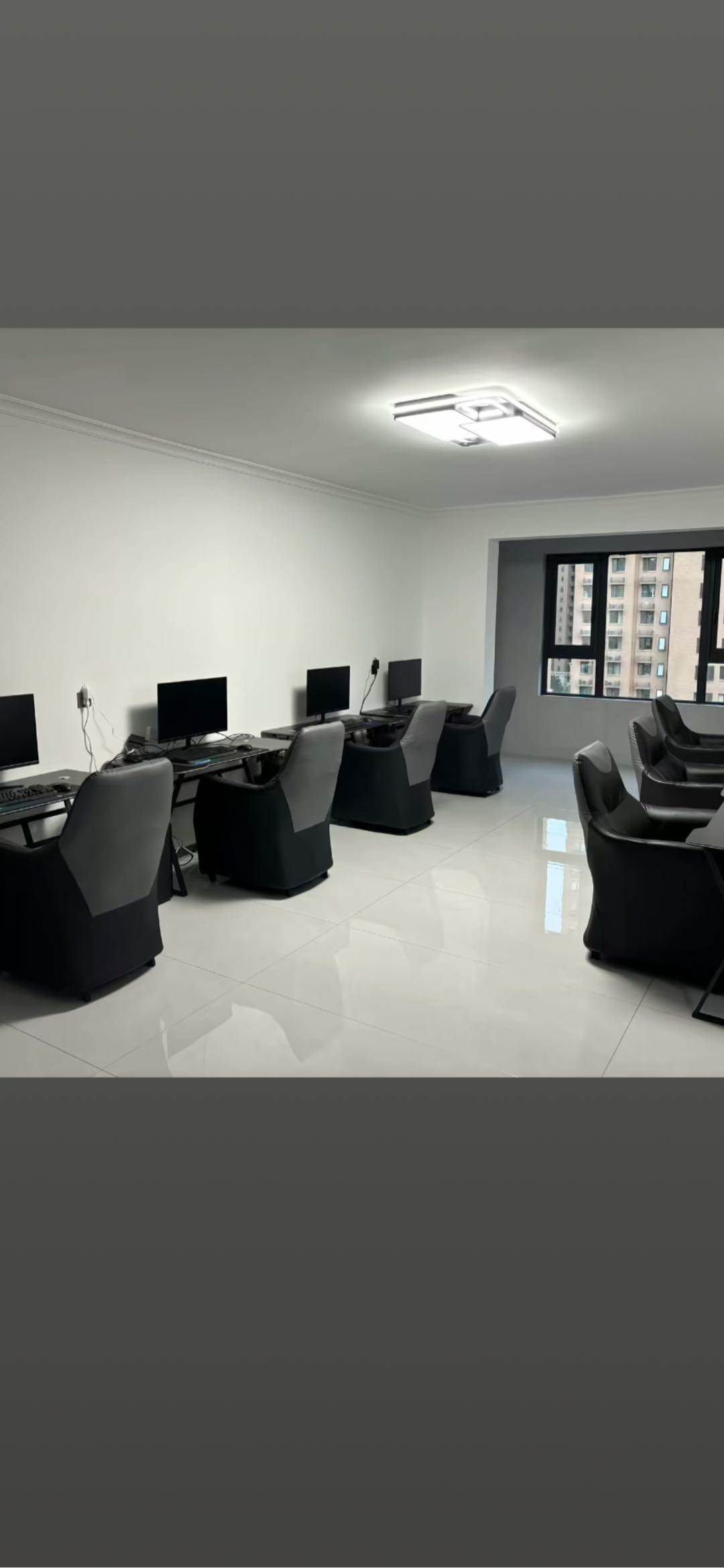 潘先生找合伙人手机电脑红利项目，国风游戏新潮，永不掉装备无体力