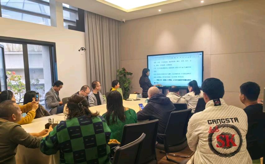 李先生找合伙人