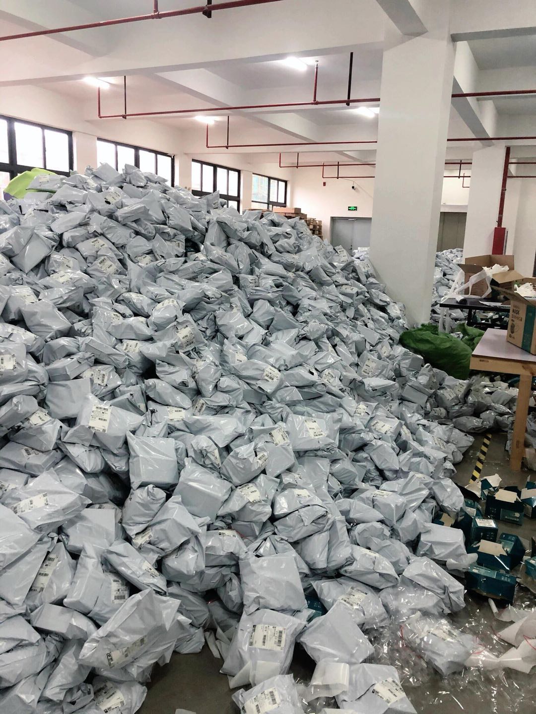 姚柏成找合伙人拼多多合作 小白可做  3天起店 7天爆单  利润你9我1