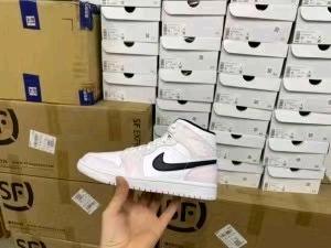 王先生得物搬砖，无门槛，得物对得物，利润在*当天拿到