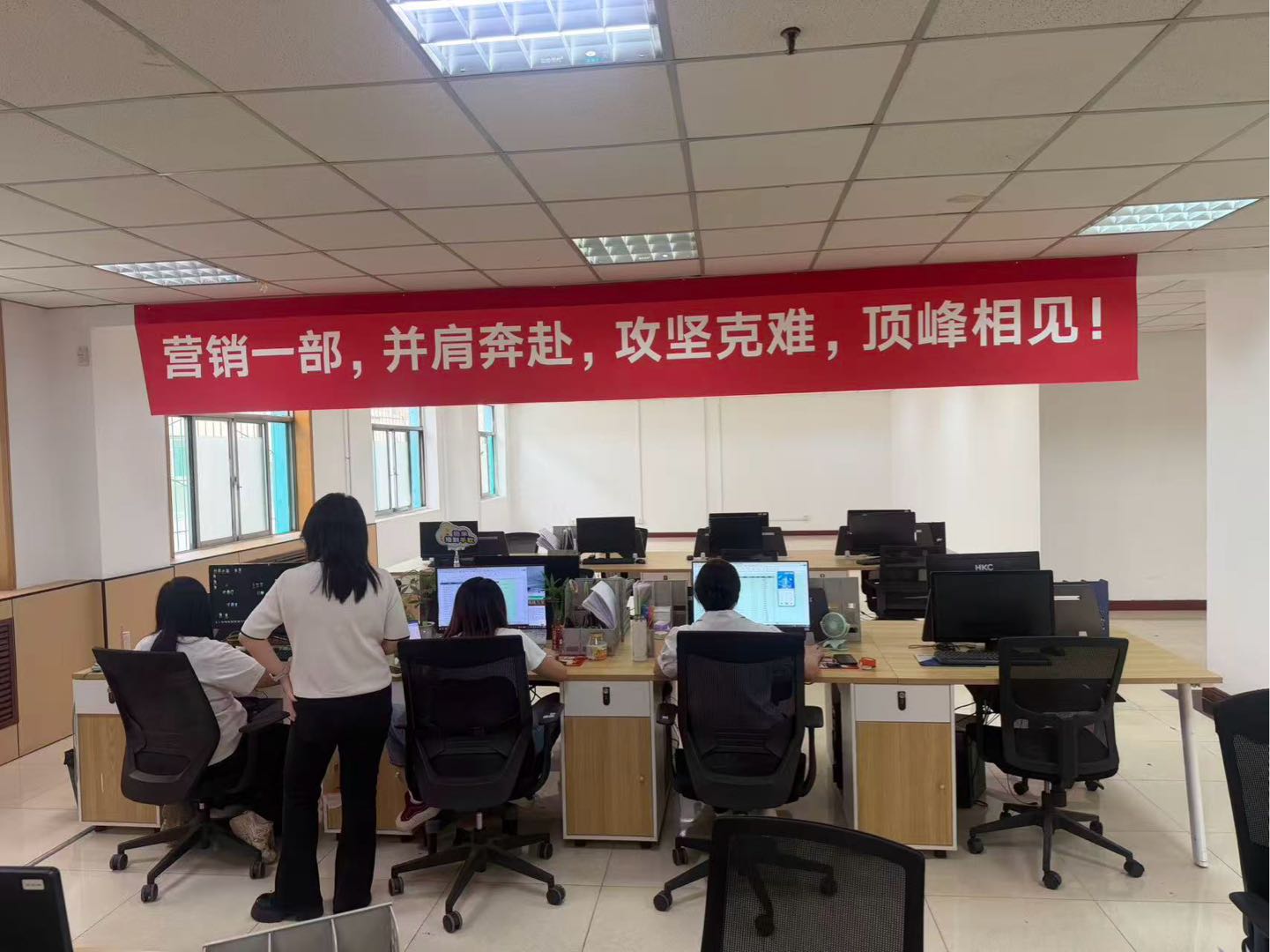 朱杨找合伙人提供AI流量+技术赋能，寻找全国城市合伙人，共享300万用户资源