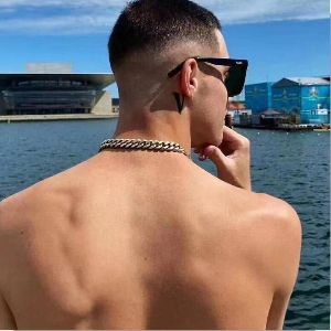 u客直谈实名认证殷钲航