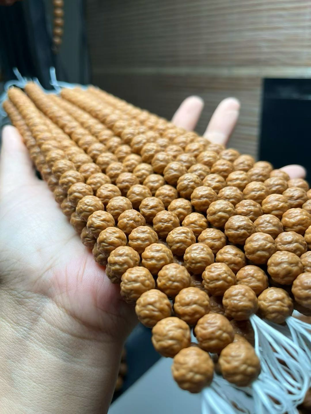 李兆骥品牌货源提供猴头手串工厂货源，寻找文玩店主/主播合作 一件代发/批量拿货