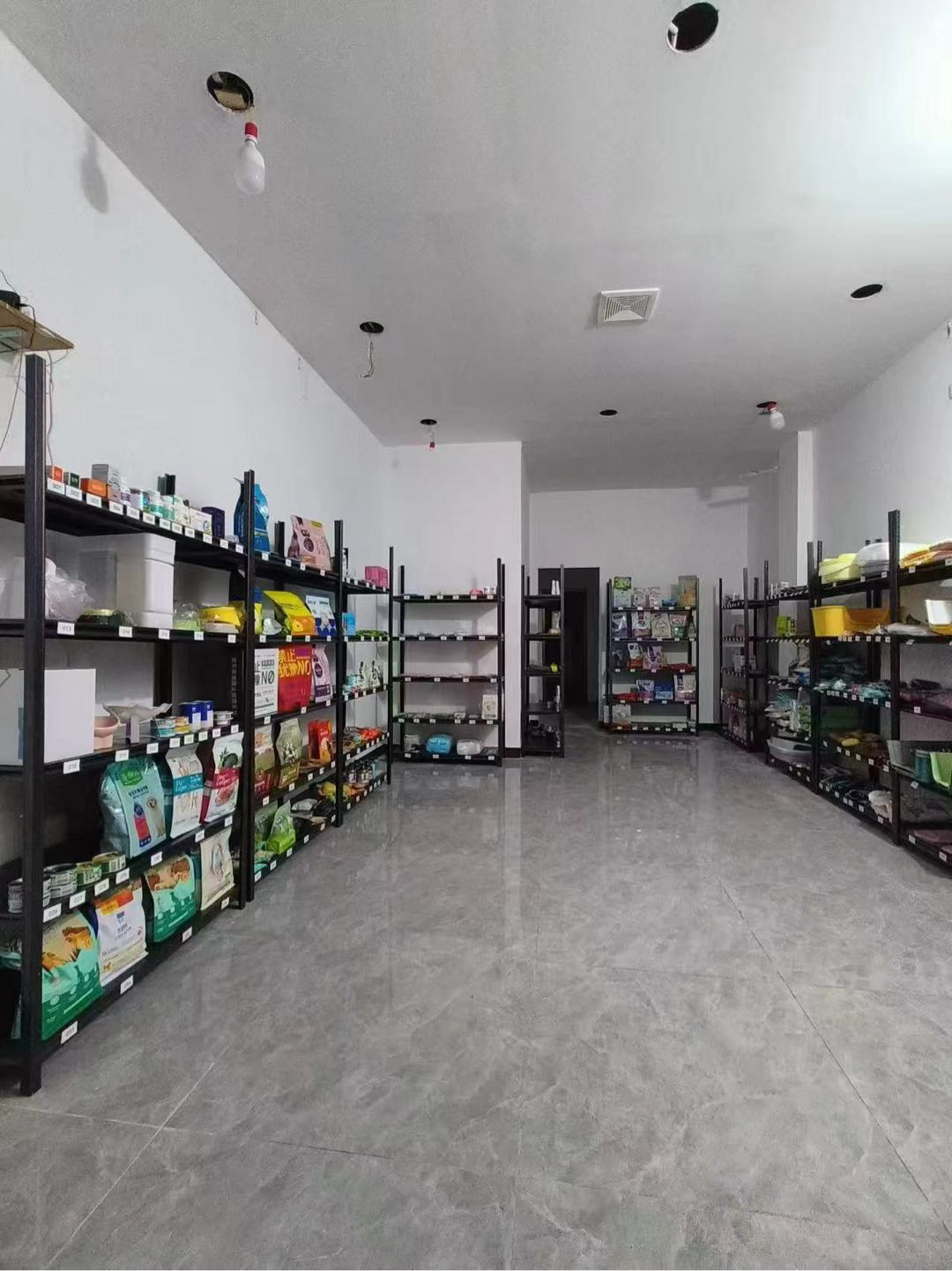 刘先生品牌货源宠物供应链合作，支持一件代发，选址运营，资质齐全