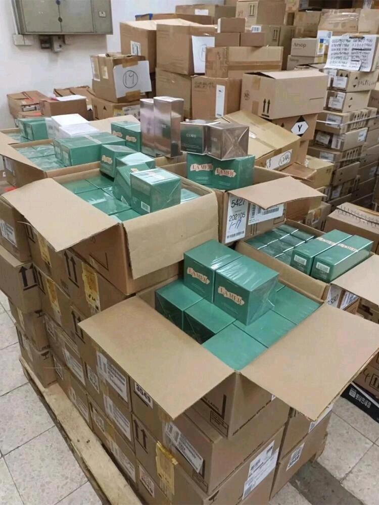 孙先生品牌货源美妆国际名品0加盟费 保税仓直发一件代发