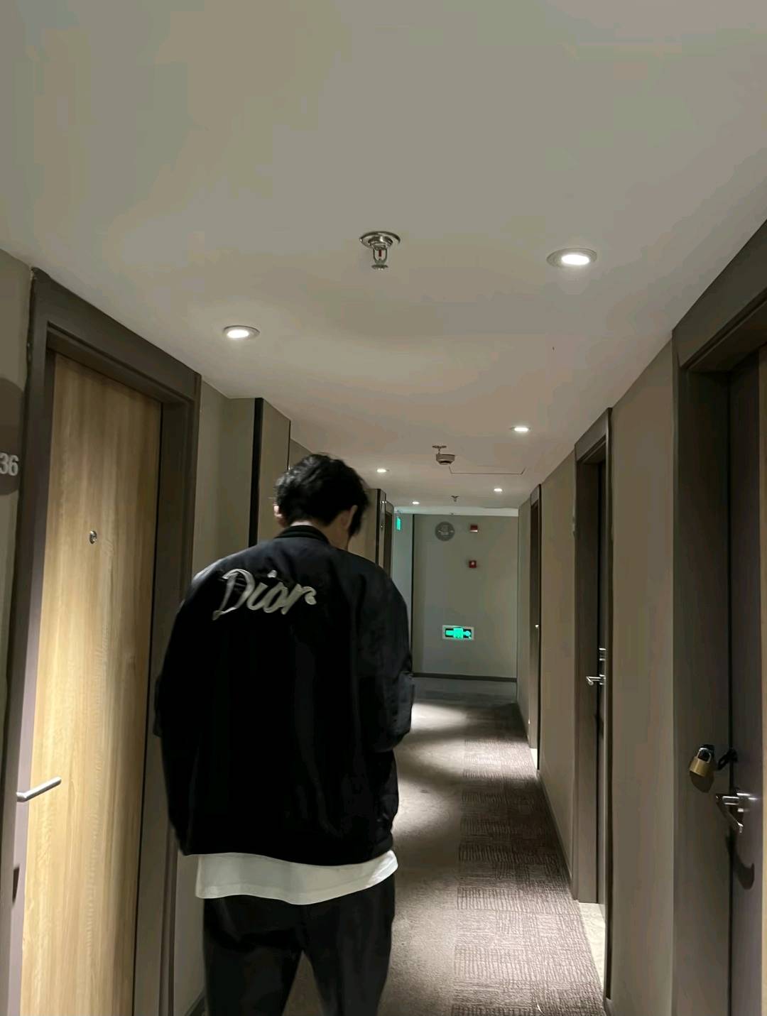 陈朵重庆03男大185 旅游搭子 地陪 导游