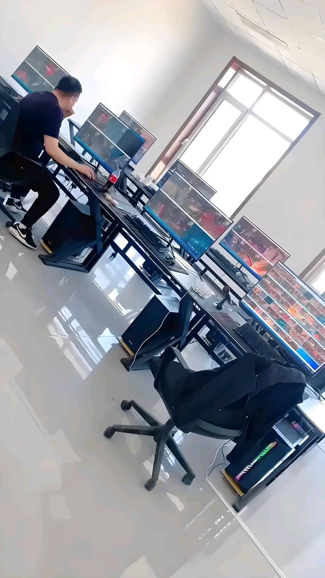 李先生找合伙人